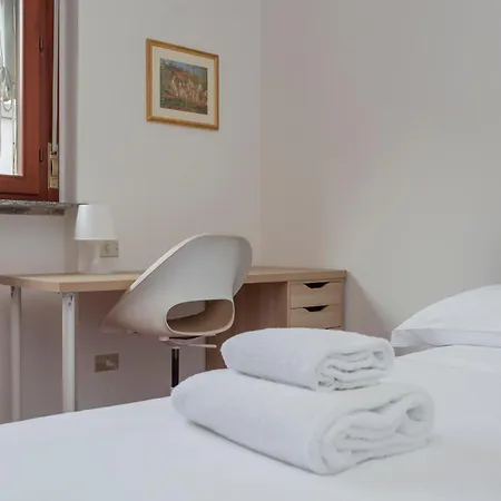 Metro 4 Spacious And Bright Three-room Appartamento *