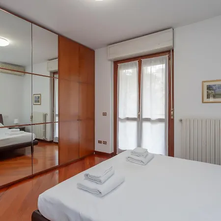 Metro 4 Spacious And Bright Three-room * Milano
