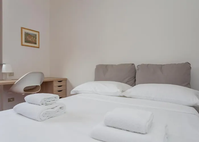Metro 4 Spacious And Bright Three-room דירה מילאנו